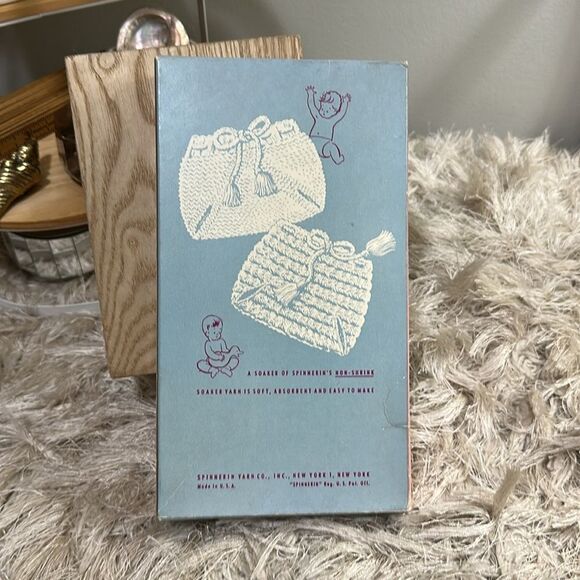 Vintage Spinnerin Soaker Knit Or Crochet Kit To Create A Wool Diaper Cover - Picture 10 of 17